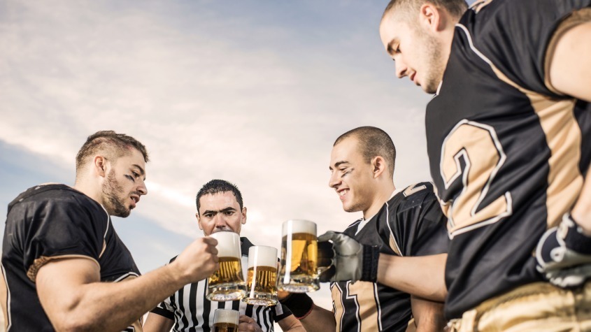 How Alcohol Affects Sports Performance | LUGBJ