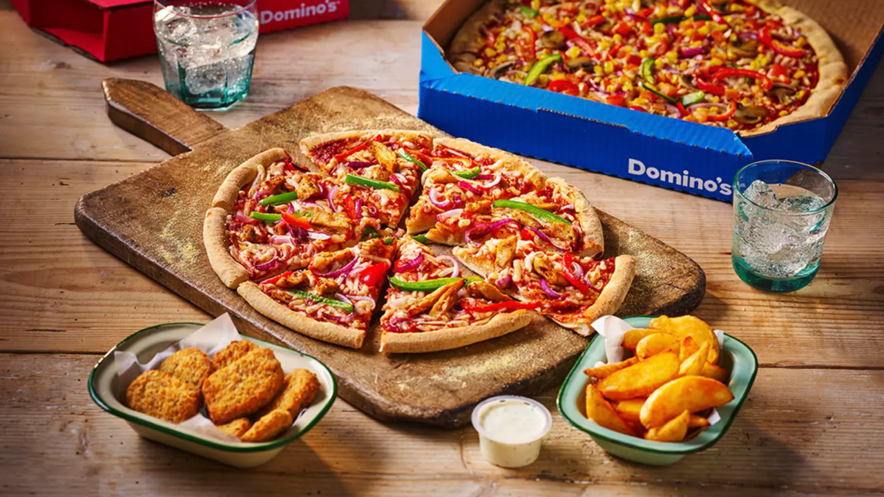 Domino’s is introducing a new vegan chicken pizza and nuggets!