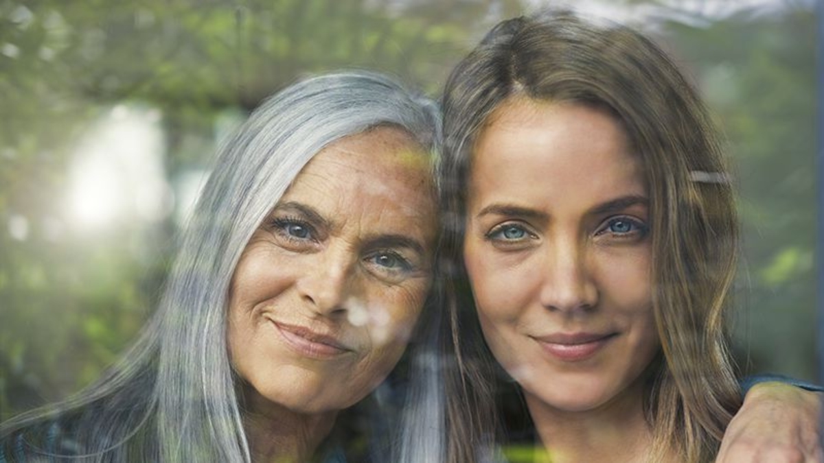 Often Mistaken For A Grandmother And Her Granddaughter This Age Gap